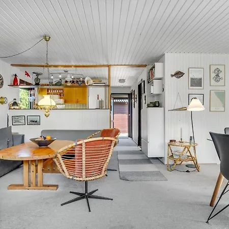 Lovely Home In Jerup With Wifi *