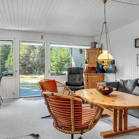 Lovely Home In Jerup With Wifi *